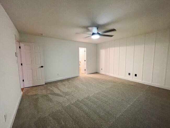 Building Photo - 282 Braddock Dr