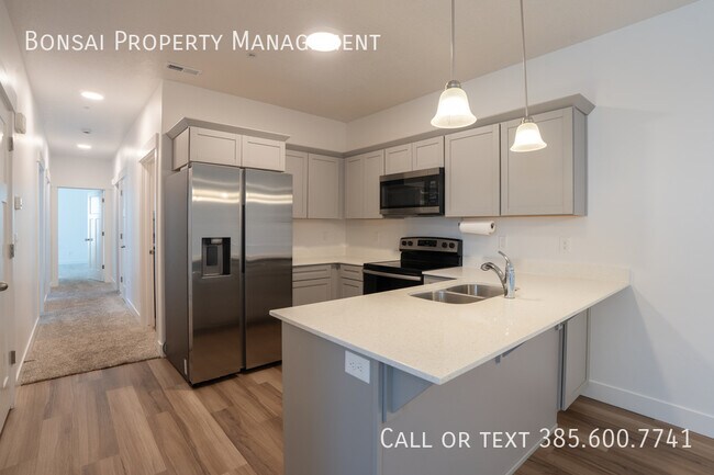 Building Photo - 762 Lang Ct