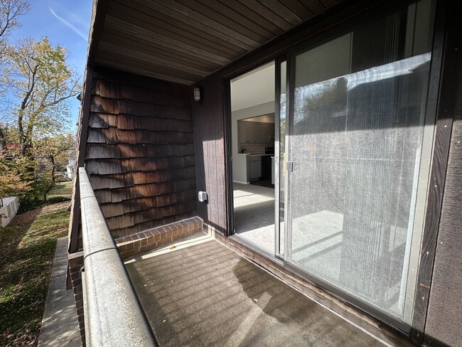 Building Photo - 316 White Horse Pike