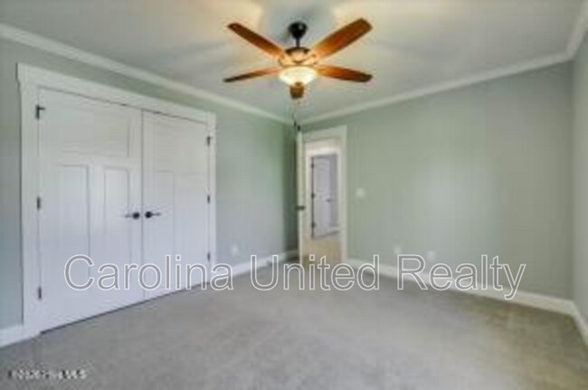 Building Photo - 1003 Glenhaven Dr