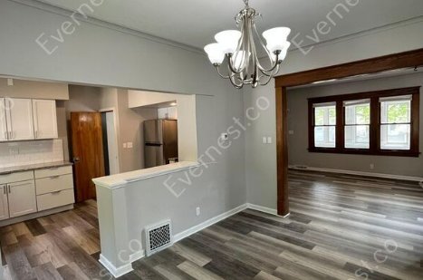 Building Photo - 4011 Fairview Dr