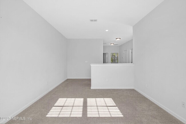Building Photo - 236 Charlie Way