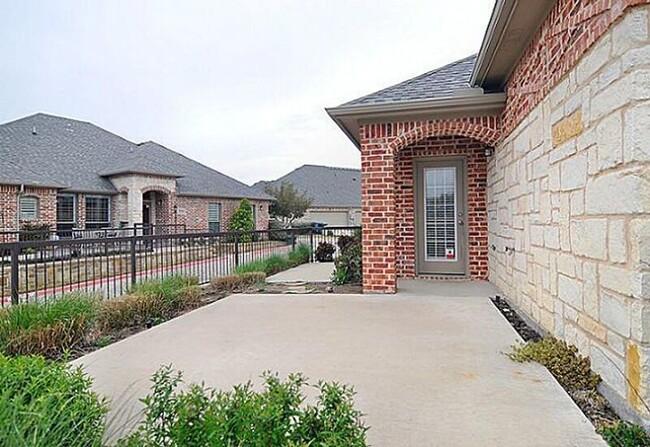 Building Photo - 5809 Antique Rose Trail