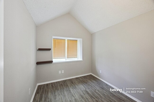 Building Photo - 6920 Driffield Cir