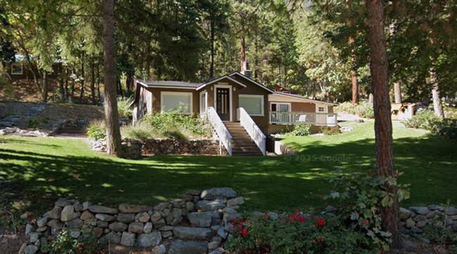 Primary Photo - 12695/12705 Duplex