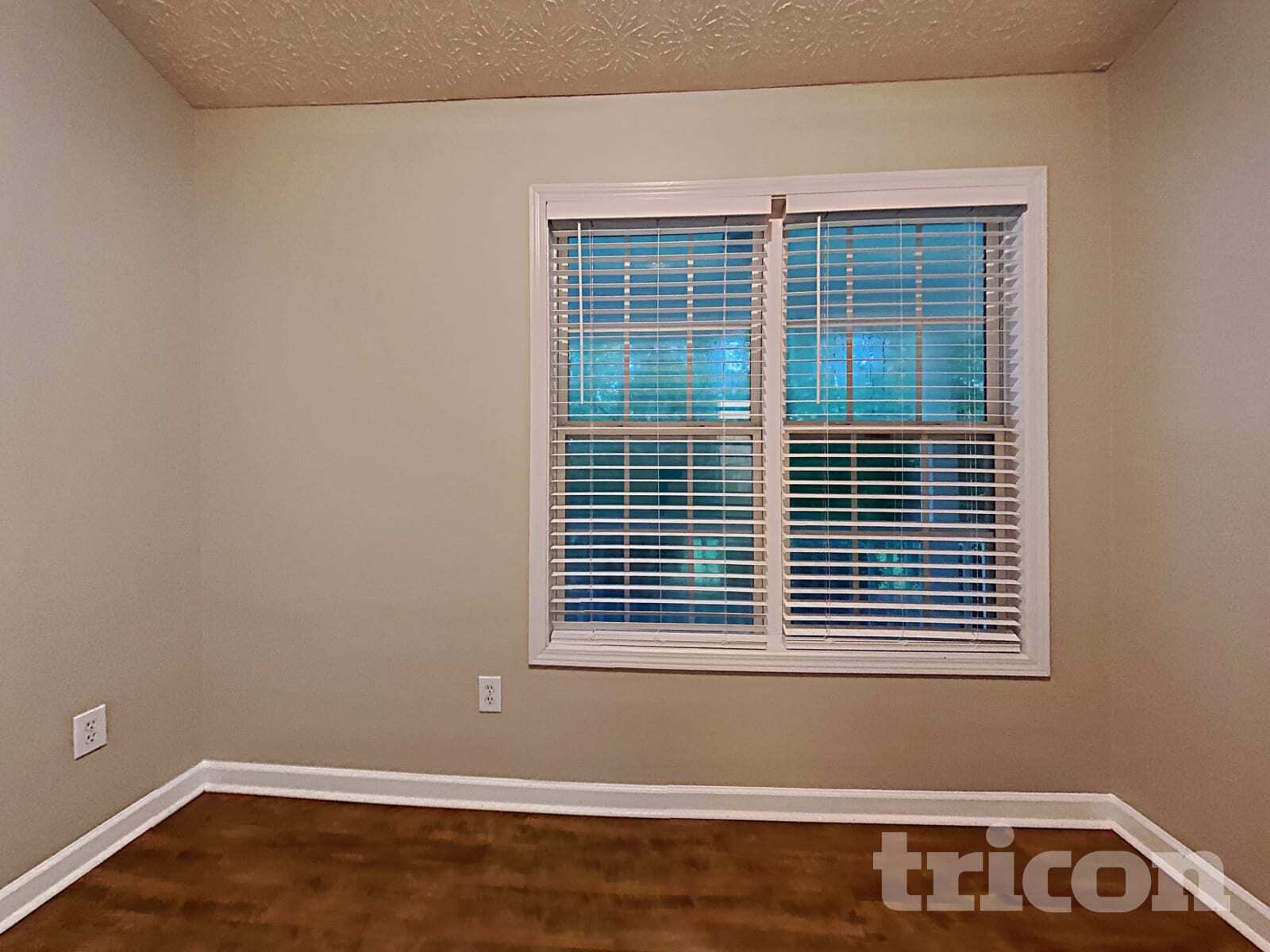Building Photo - 35 Crooked Creek Dr