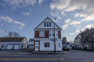 Building Photo - 901 South Park Ave