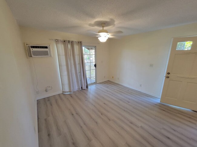 Building Photo - Available Now – Clean & Comfortable 2-Bedroom at Kihei Villages