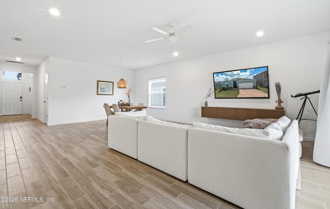 Building Photo - 9846 Lemon Balm Wy