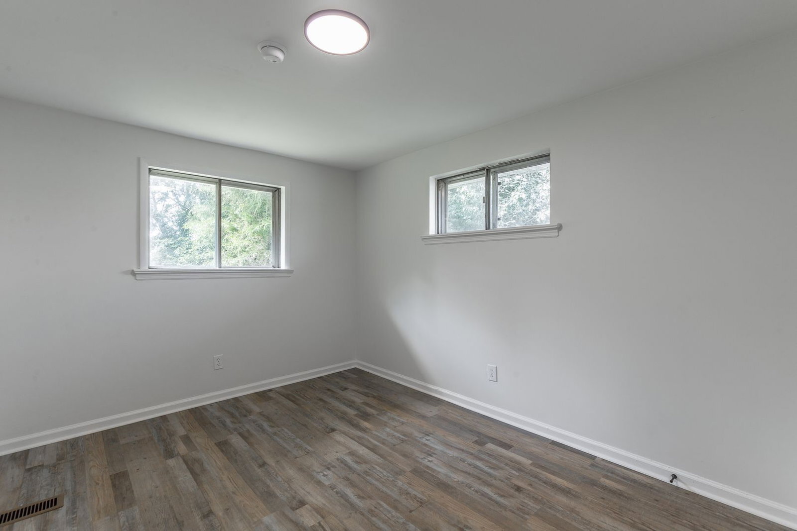 Building Photo - 2171 Dugan St