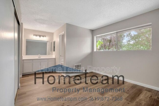 Building Photo - 8075 Caminito de Pizza