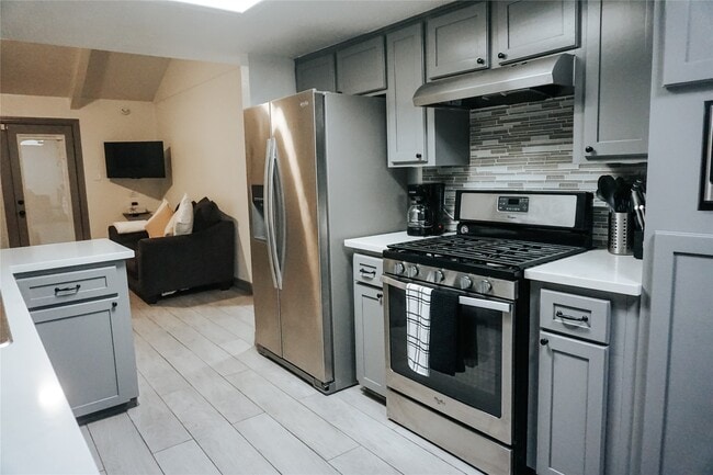 Building Photo - 2155 Twinbrooke Dr