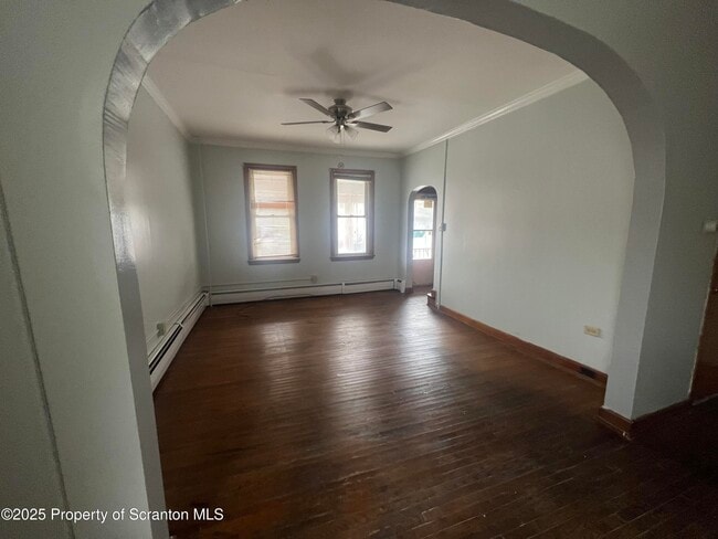 Building Photo - 504 Storrs St