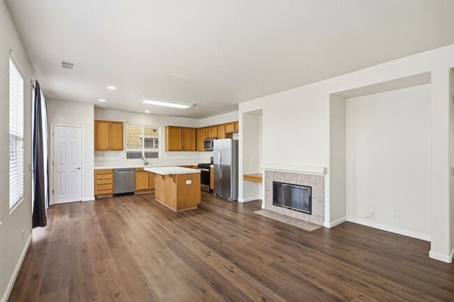 Building Photo - Seaview Ranch Neighborhood!