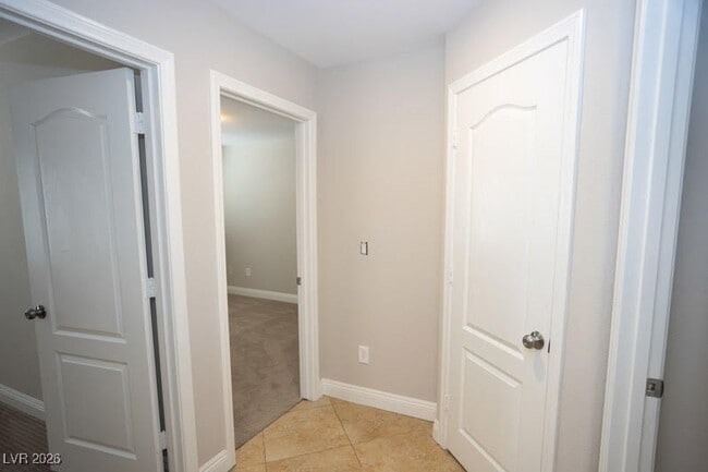 Building Photo - 6509 Cedar Waxwing St