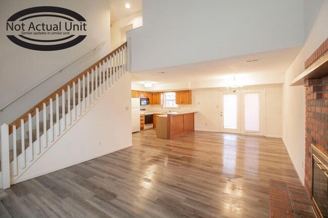 Building Photo - 1907 Mirtle Grove Ct