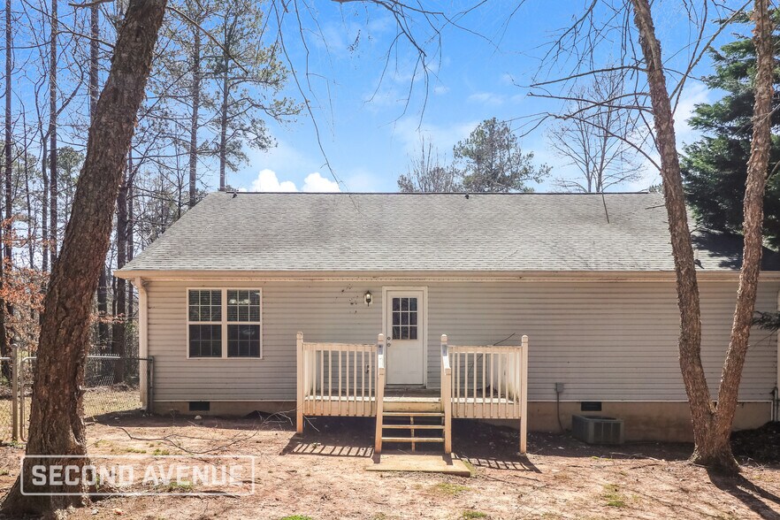 Building Photo - 273 Patriot Dr