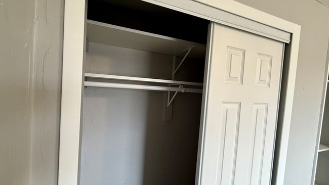 Building Photo - 2752 Humboldt Rd