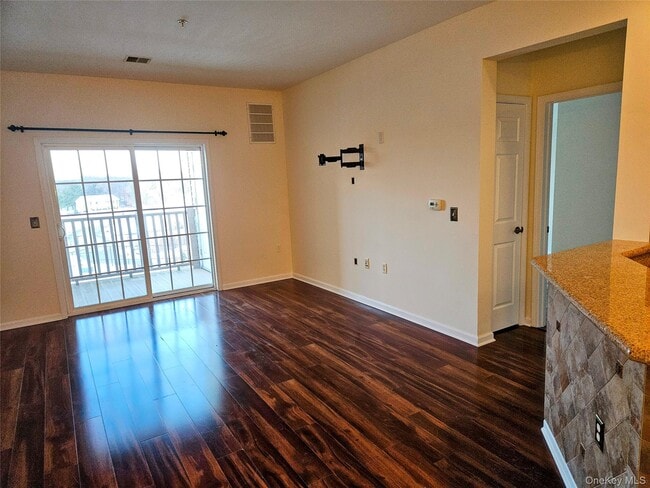 Building Photo - 934 Tower Ridge Cir