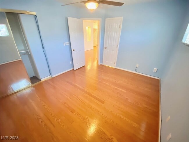 Building Photo - 8412 Bay Crest Dr