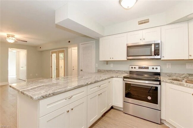 Primary Photo - 2 Bed Beach Property For Rent