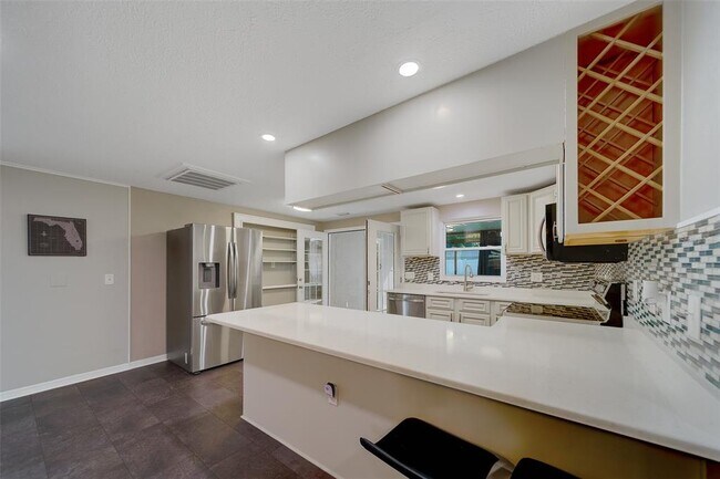 Building Photo - 7849 86th Way N