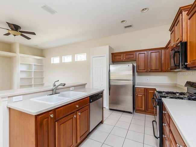 Building Photo - 15253 Blue Fish Cir