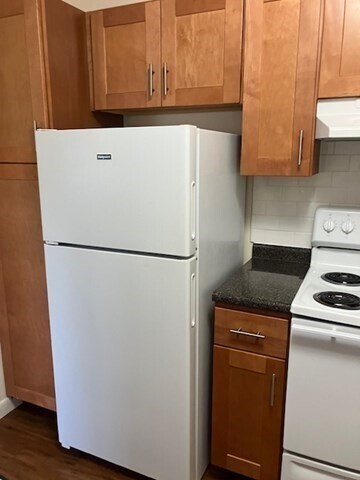 Building Photo - 763 Main St