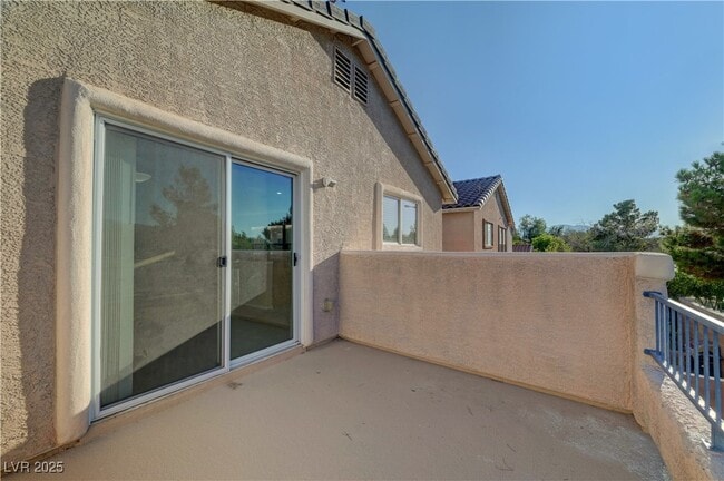Building Photo - 5052 Whistling Acres Ave