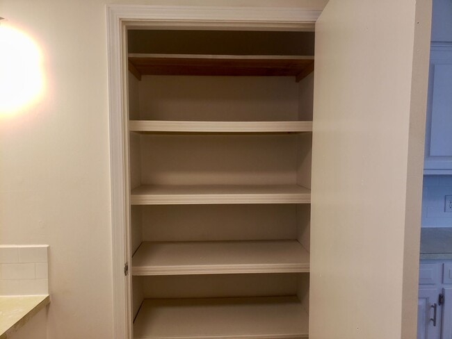 Building Photo - Primrose Market Place - Battlefield Mall A...