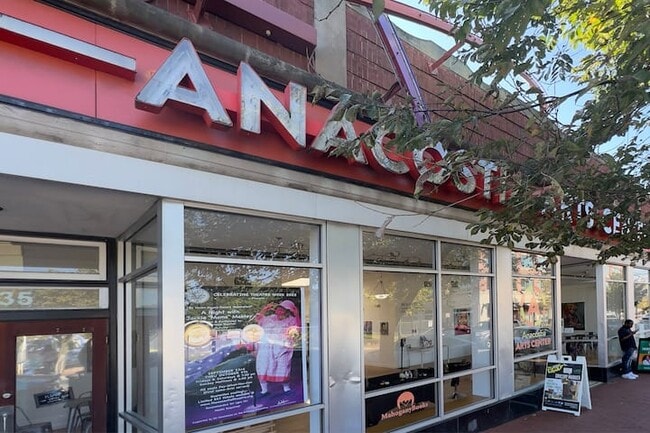 Building Photo - Music