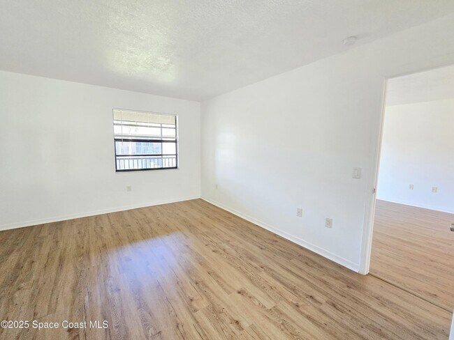 Building Photo - 1079 Ellen Ct