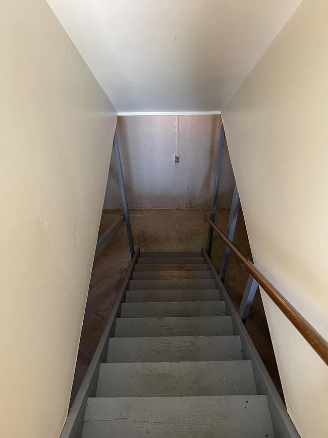 Building Photo - 1008 W Huron St