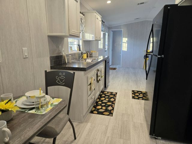 Building Photo - 6372 126th Ave N