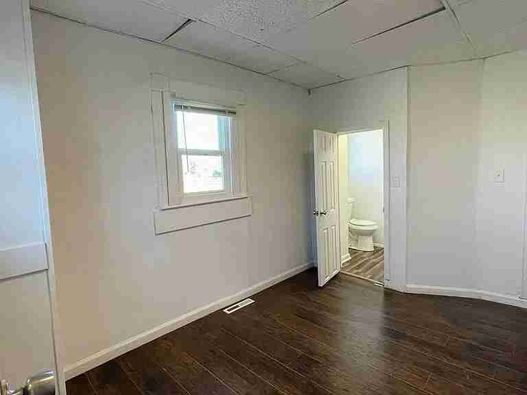 Building Photo - 1315 Conley St