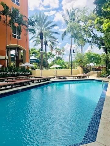 Building Photo - 2951 S Bayshore Dr