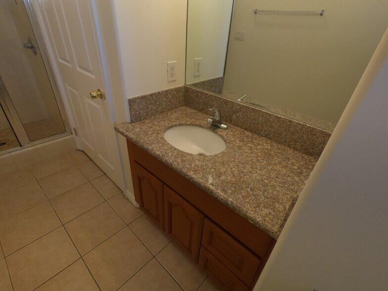 Building Photo - 8735 Cedros Ave