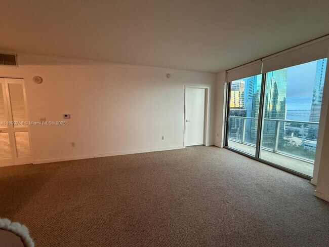 Building Photo - 1100 S Miami Ave