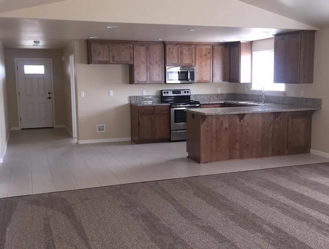 Building Photo - 941 Stonewater Dr