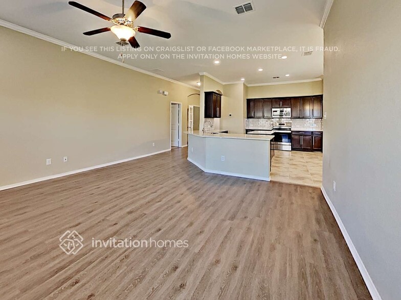 Building Photo - 260 Oxford Dr