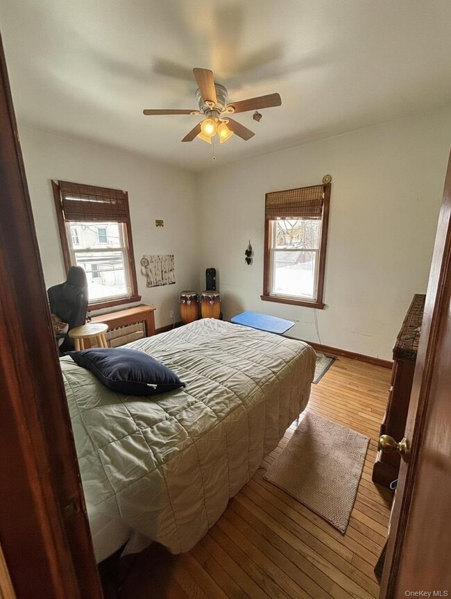 Building Photo - 329 E Chester St