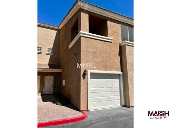 Primary Photo - Very nice 2 bedroom condo in Mesa in a gat...