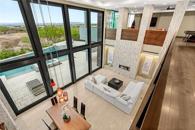 Building Photo - 98 Sun Glow Ln