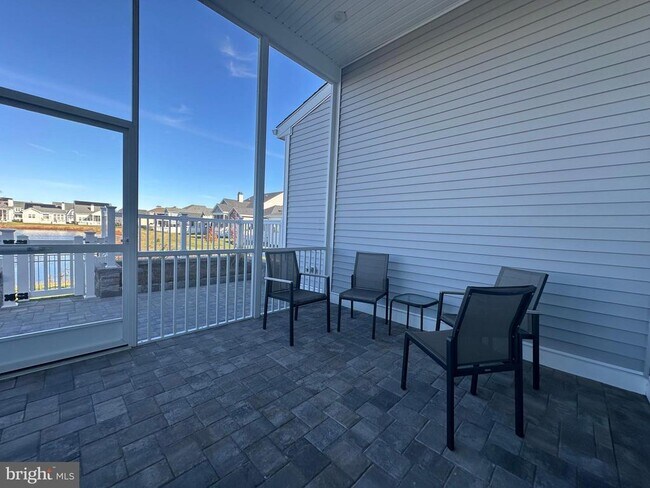 Building Photo - 30475 Madeira Ln