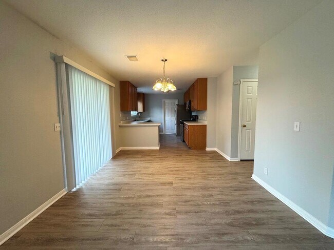 Building Photo - 1009 Rutgers Dr