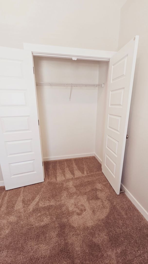 Building Photo - 2122 Ellsworth Lp Rd