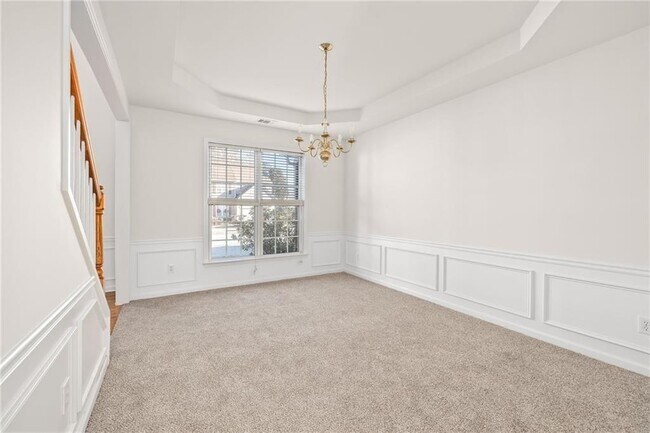 Building Photo - 350 Gaines Oak Way