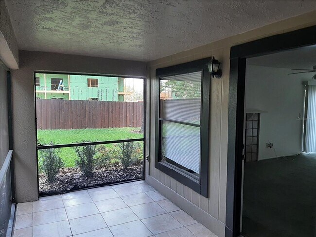 Building Photo - 14739 Norwood Oaks Dr