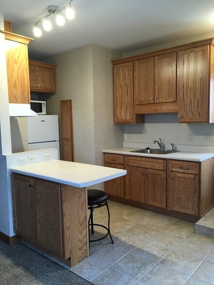 Building Photo - 116 Walnut St