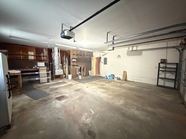 Building Photo - 12607 S Pope Lick Rd